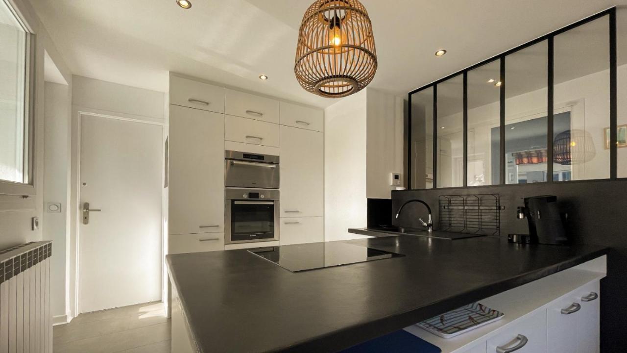 Homey Montaigne - New - A 1 Min A Pied Du Lac D'Annecy - 2 Balcons Prives - Appartement Avec 2 Chambres - Stationnement Gratuit Toute L'Annee Sauf En Ete - Juin A Aout Екстериор снимка