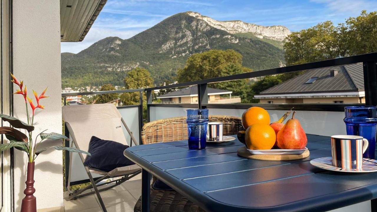 Homey Montaigne - New - A 1 Min A Pied Du Lac D'Annecy - 2 Balcons Prives - Appartement Avec 2 Chambres - Stationnement Gratuit Toute L'Annee Sauf En Ete - Juin A Aout Екстериор снимка