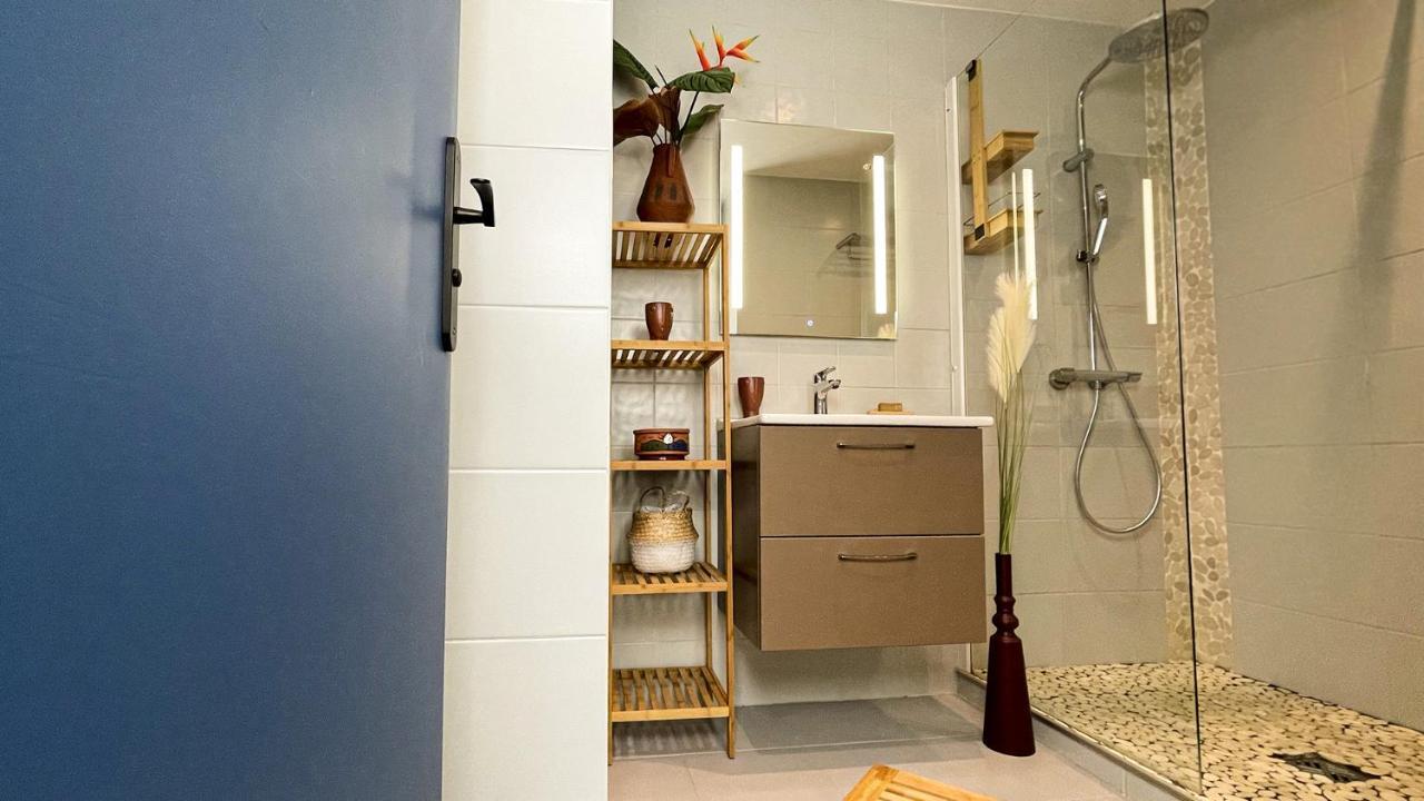 Homey Montaigne - New - A 1 Min A Pied Du Lac D'Annecy - 2 Balcons Prives - Appartement Avec 2 Chambres - Stationnement Gratuit Toute L'Annee Sauf En Ete - Juin A Aout Екстериор снимка