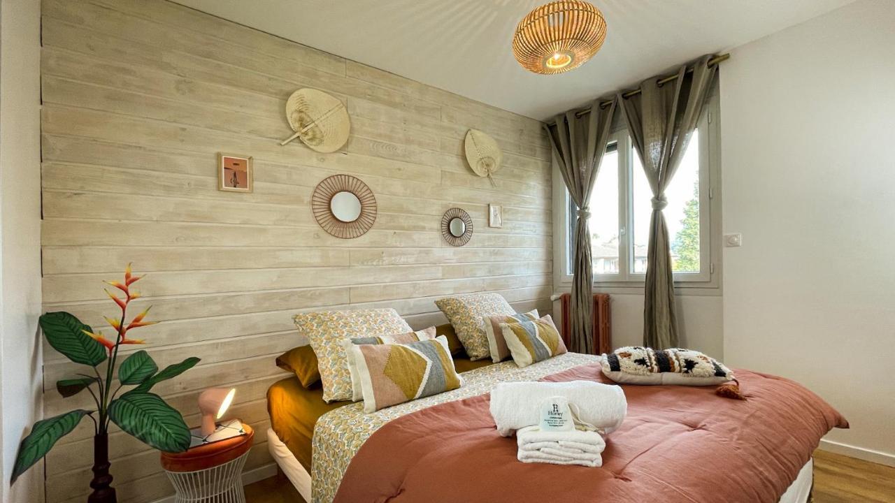 Homey Montaigne - New - A 1 Min A Pied Du Lac D'Annecy - 2 Balcons Prives - Appartement Avec 2 Chambres - Stationnement Gratuit Toute L'Annee Sauf En Ete - Juin A Aout Екстериор снимка